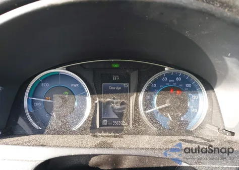 2015 Toyota Camry Hybrid Le z USA, uszkodzony, nr VIN 4T1BD1FK9FU167661